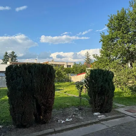 No 13 House Raca Проживание в семье Братислава